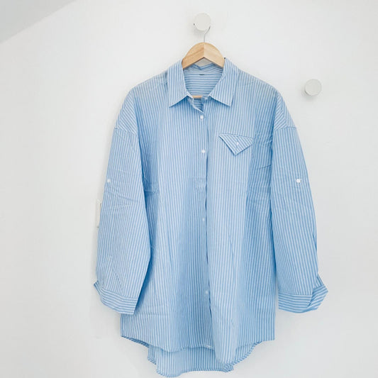 Hemd oversized gestreift hellblau