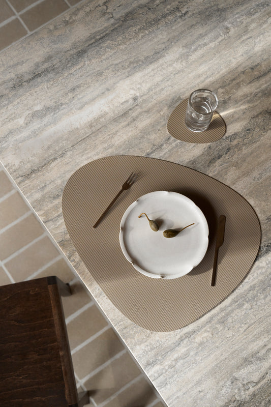 Table Mat Curve, L
